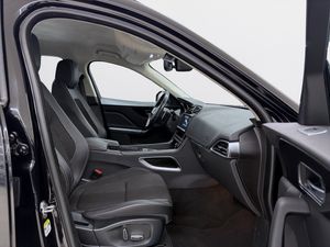 Jaguar F-Pace bild 15