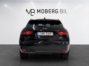 Jaguar F-Pace bild 7