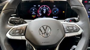 Volkswagen Passat bild 20