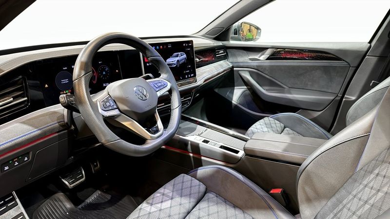 Volkswagen Passat bild 7