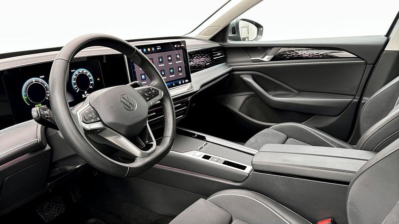 Volkswagen Passat bild 7