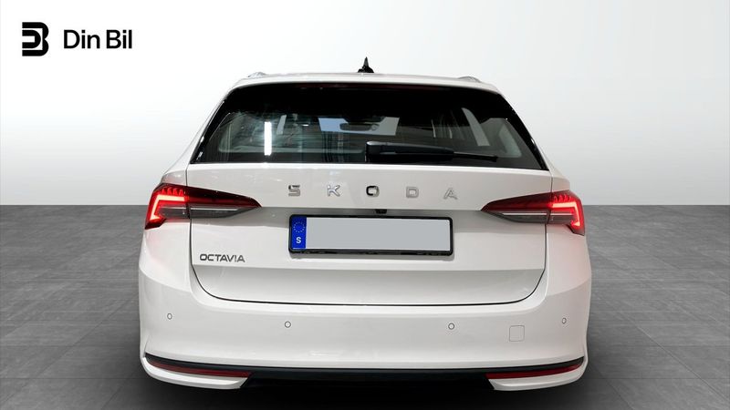 Skoda Octavia bild 5