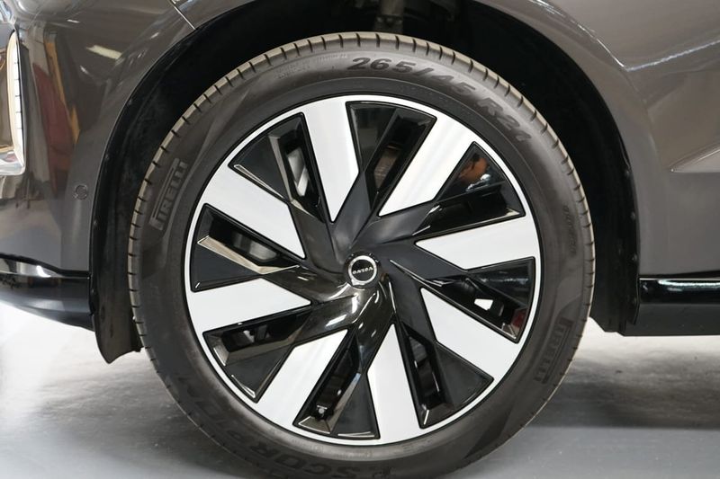 Volvo EX90 bild 24