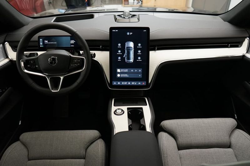 Volvo EX90 bild 6