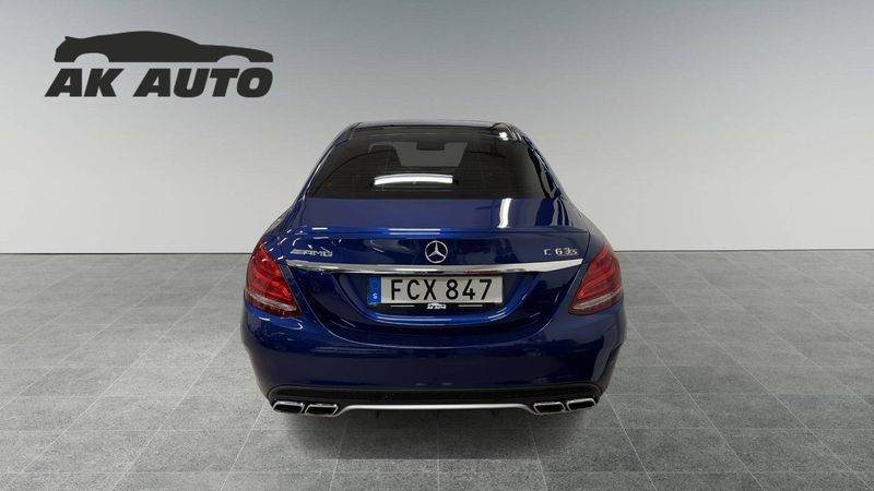 Mercedes C63 AMG bild 4