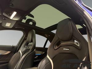 Mercedes C63 AMG bild 8