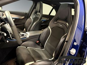 Mercedes C63 AMG bild 7