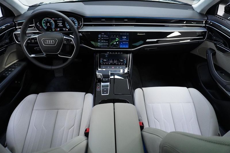 Audi A8 bild 7