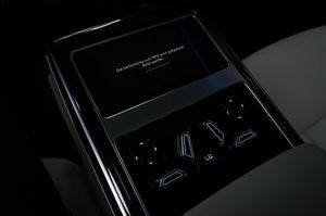 Audi A8 bild 11