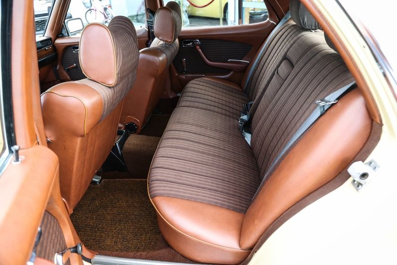 Mercedes 450 bild 12
