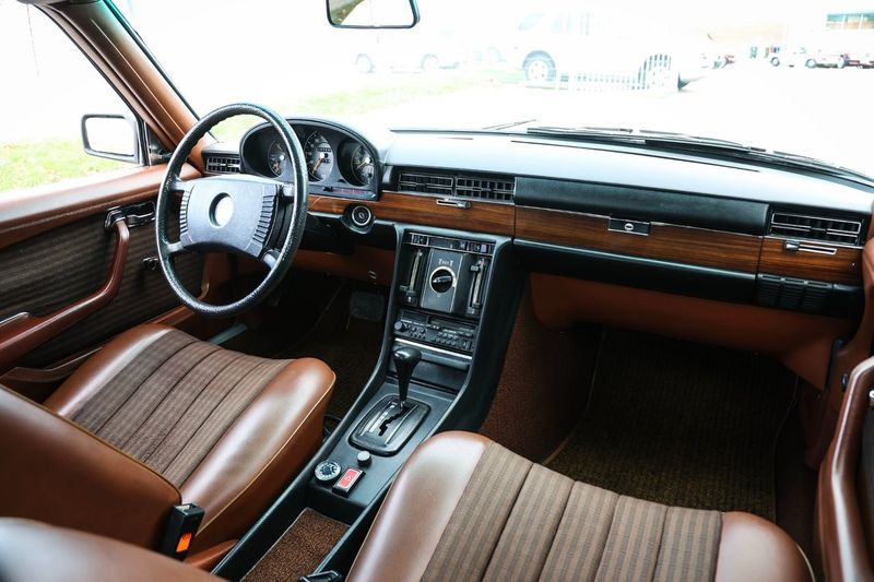 Mercedes 450 bild 15