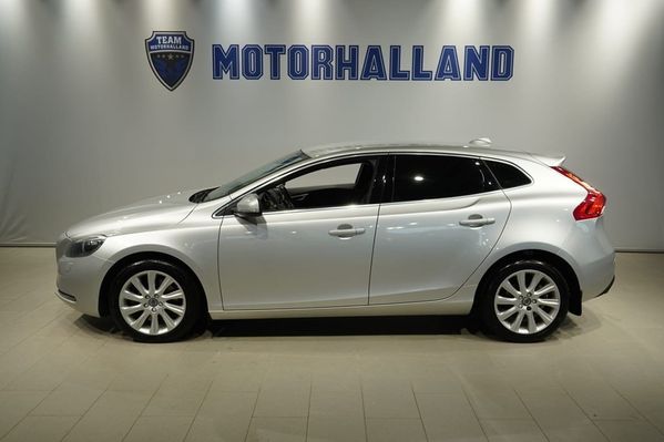 Volvo V40 D3 AUT Momentum - 2016
