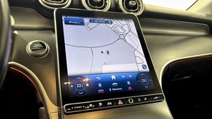 Mercedes GLC300 bild 9
