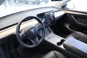 Tesla Model Y bild 10