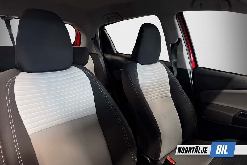 Toyota Yaris bild 12