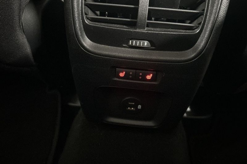 Ford Kuga bild 23