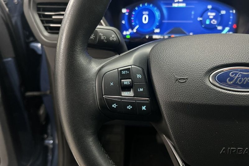 Ford Kuga bild 26