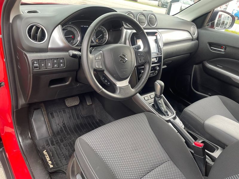 Suzuki Vitara bild 12