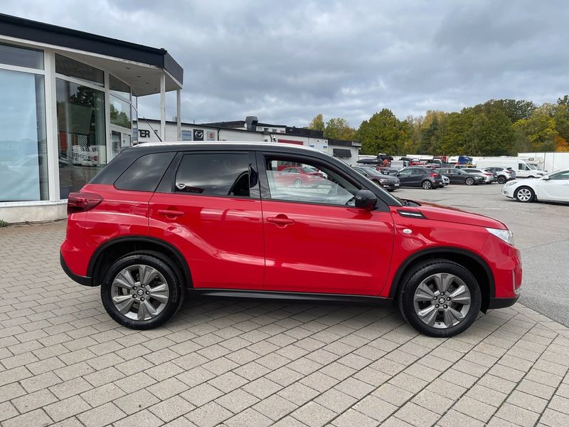 Suzuki Vitara bild 4