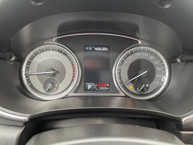 Suzuki Vitara bild 19
