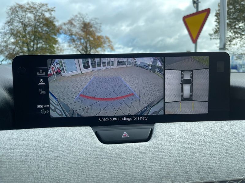 Mazda CX-80 bild 25