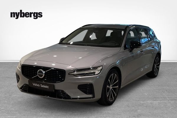 Volvo V60 T6 Plus Dark Edition - 2025