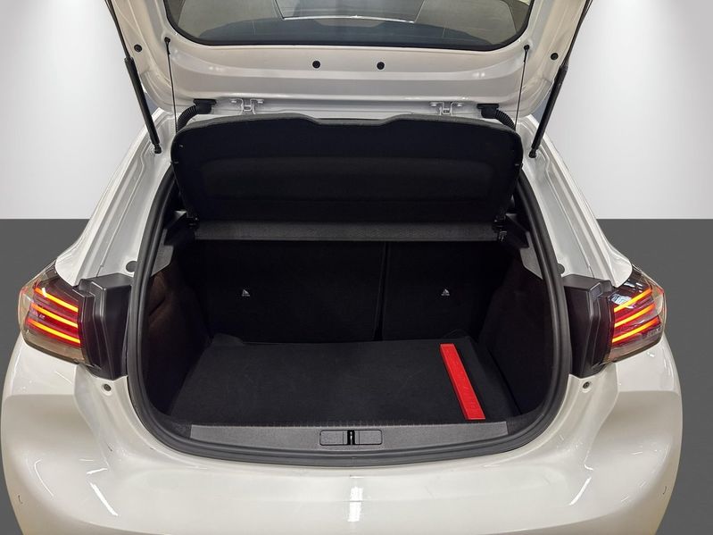 Peugeot 208 bild 15