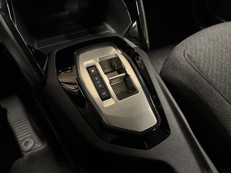 Peugeot 208 bild 13