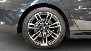 BMW 520 bild 9