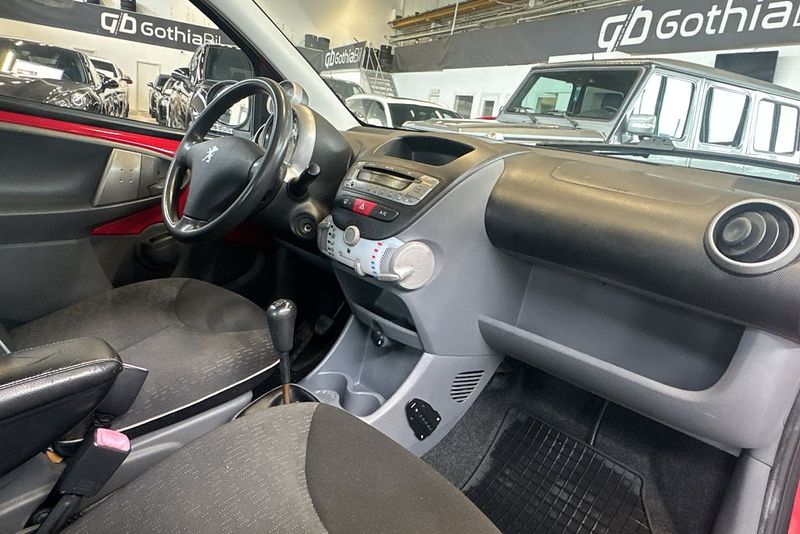 Peugeot 107 bild 11