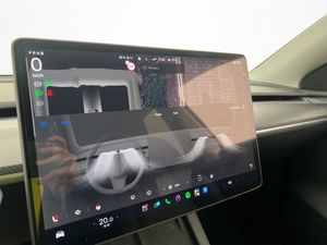 Tesla Model Y bild 22