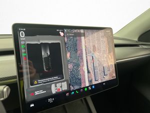 Tesla Model Y bild 19