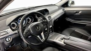 Mercedes E220 bild 12