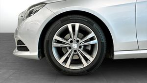 Mercedes E220 bild 9
