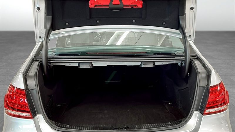 Mercedes E220 bild 10