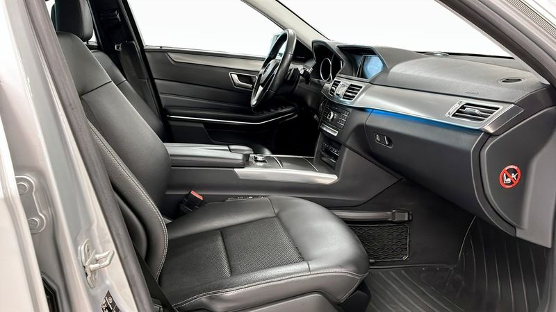 Mercedes E220 bild 3