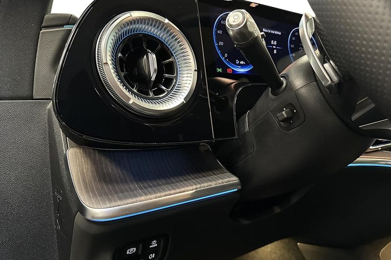 Mercedes GLC300 bild 10