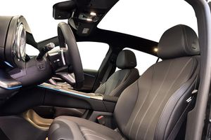 Mercedes GLC300 bild 12