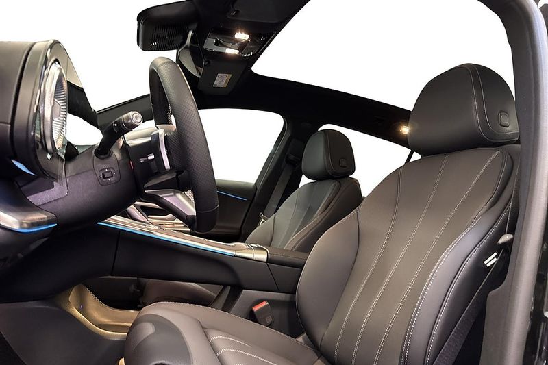 Mercedes GLC300 bild 12