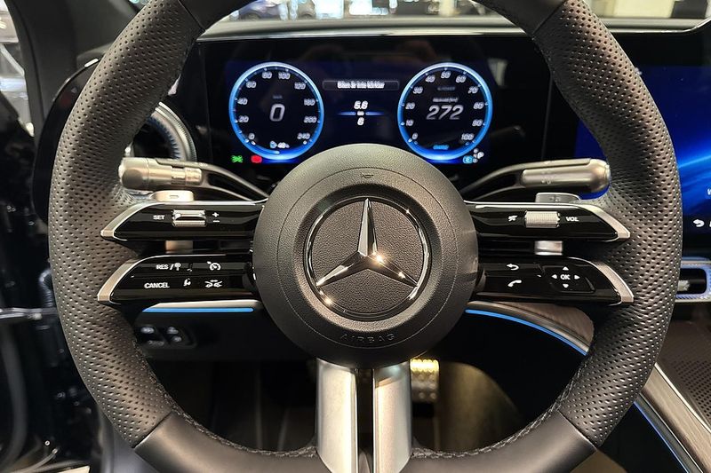 Mercedes GLC300 bild 7