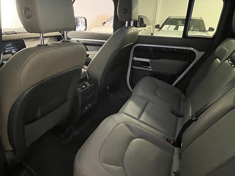 Land Rover Defender bild 9