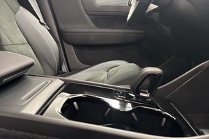 Volvo EX40 bild 16