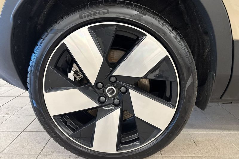 Volvo EX40 bild 19