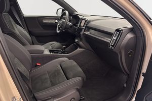 Volvo EX40 bild 5