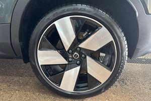 Volvo EX40 bild 13