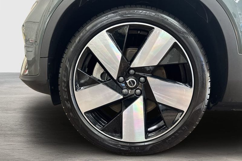 Volvo EX40 bild 10
