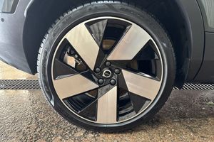 Volvo EX40 bild 12