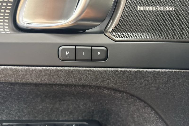 Volvo EX40 bild 17