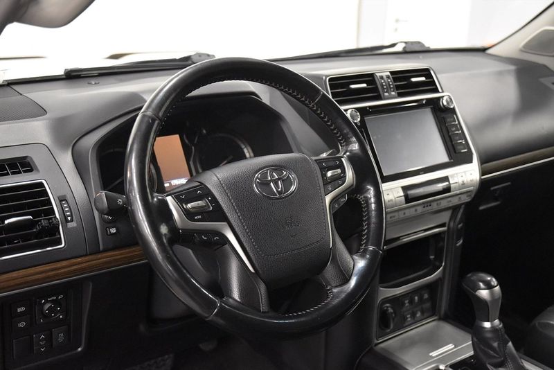Toyota Land Cruiser bild 8