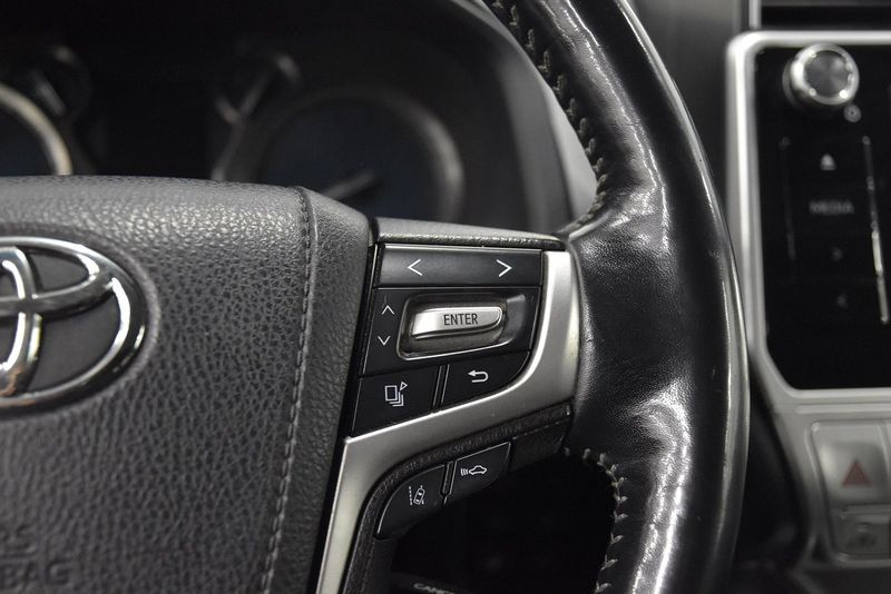 Toyota Land Cruiser bild 11